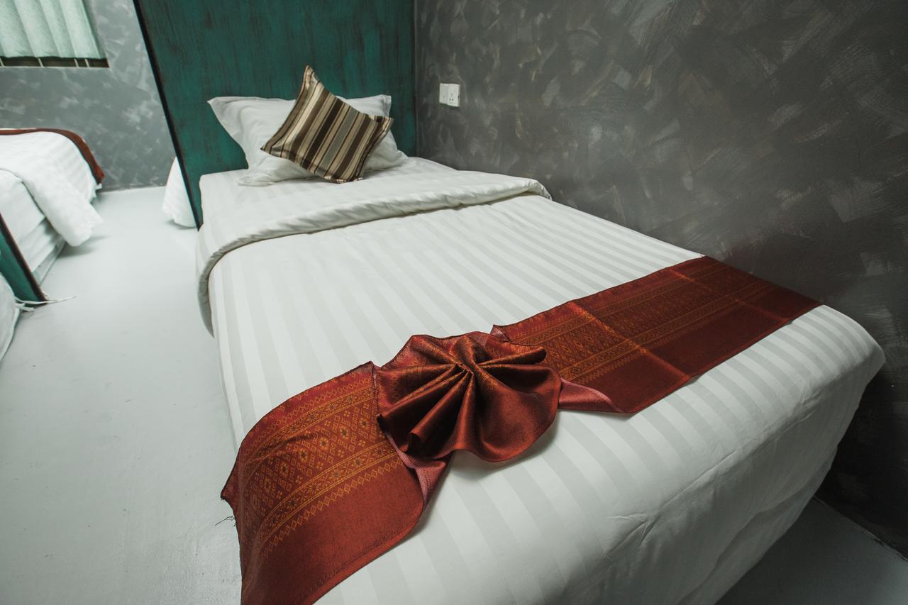 Хостел Rangoon Boutique House Екстер'єр фото
