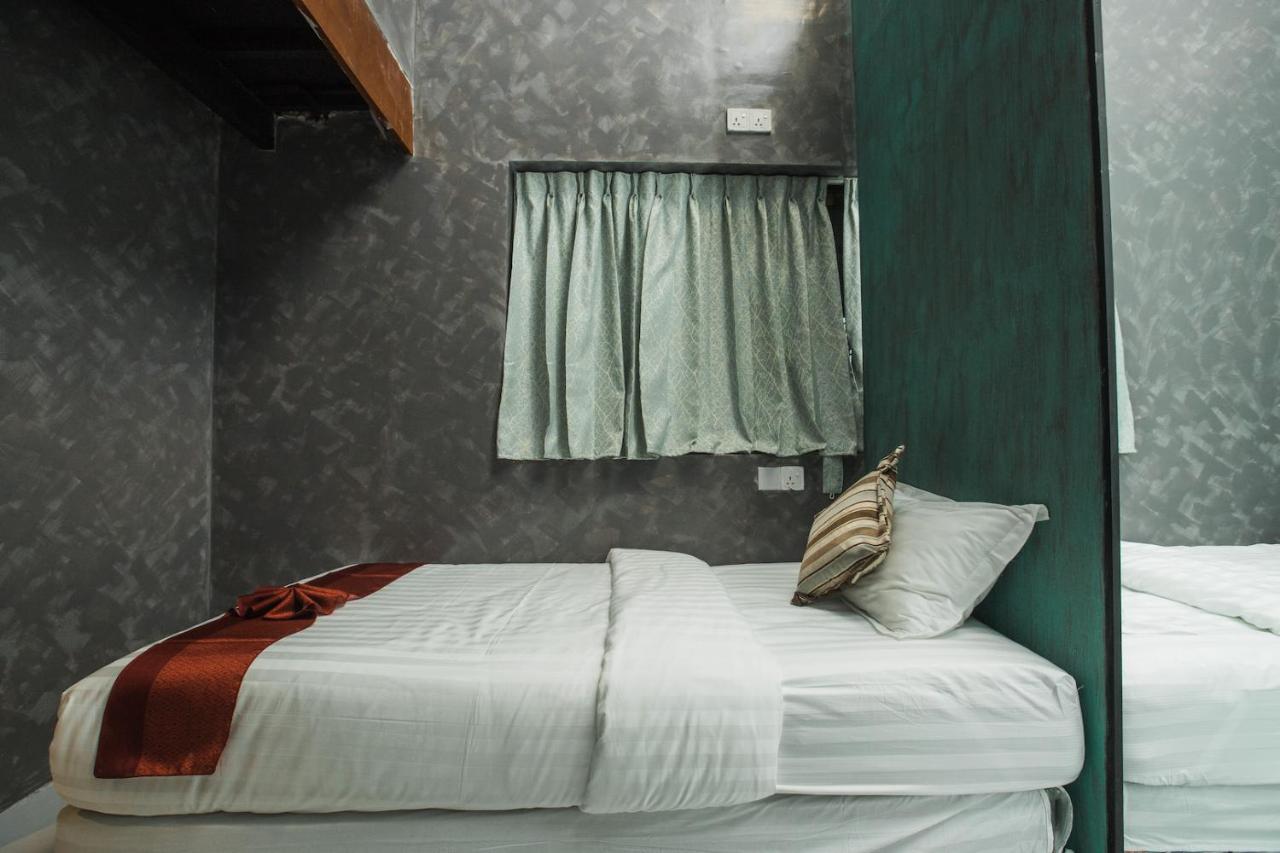 Хостел Rangoon Boutique House Екстер'єр фото