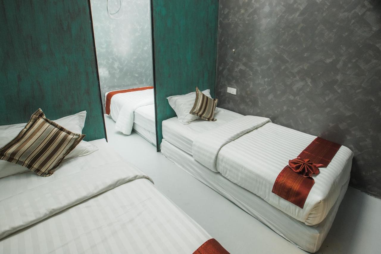 Хостел Rangoon Boutique House Екстер'єр фото