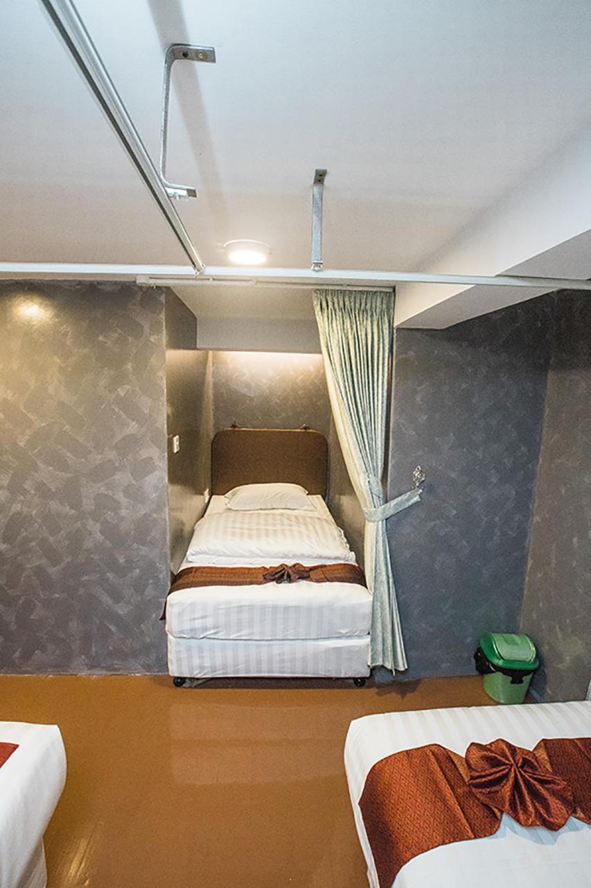 Хостел Rangoon Boutique House Екстер'єр фото